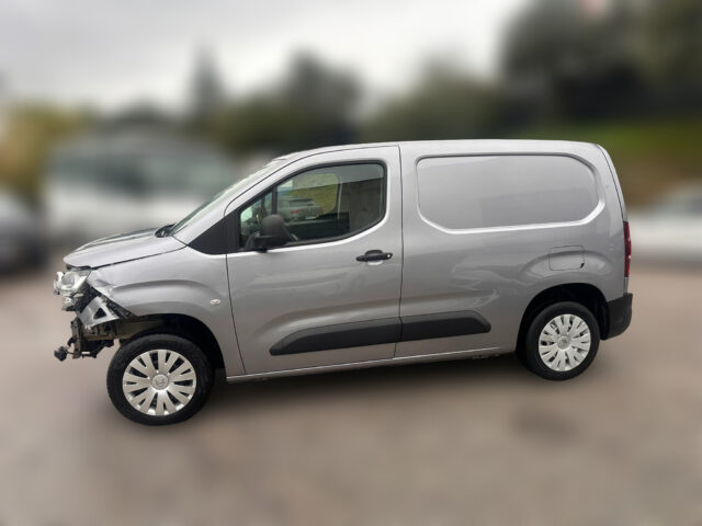 WhatsApp Image 2025-12-14 at 11.00.37