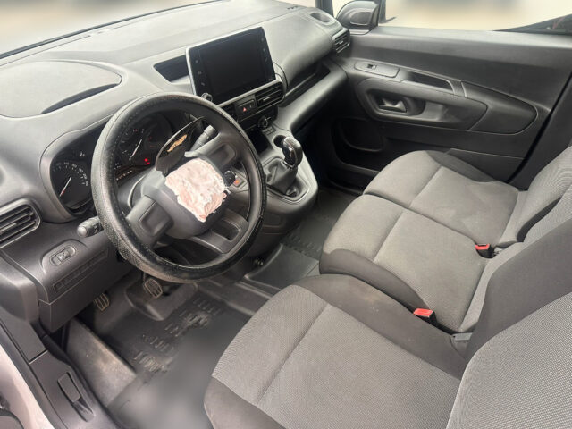 WhatsApp Image 2025-12-14 at 11.00.40 (1)