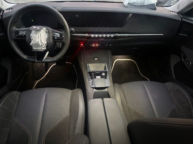 WhatsApp Image 2025-12-18 at 11.33.52 (1)