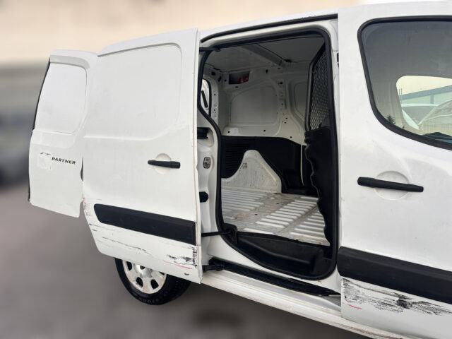 WhatsApp Image 2025-12-19 at 17.30.36