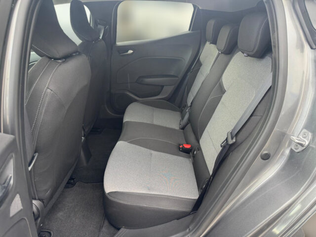 WhatsApp Image 2025-12-23 at 14.29.36 (5)