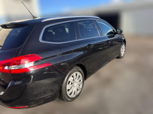 WhatsApp Image 2025-12-23 at 15.40.17 (1)